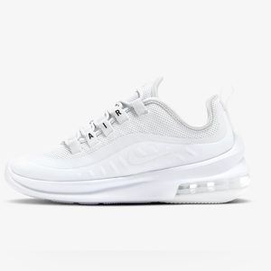 White Nike Air Max Axis